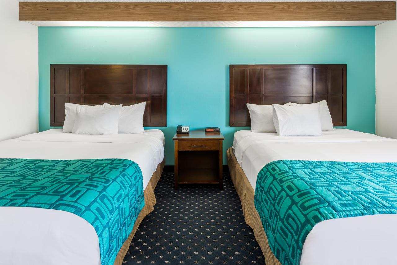 Howard Johnson By Wyndham Vancouver Hotel & Suites Exteriör bild